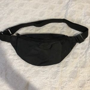 SHEIN fanny pack